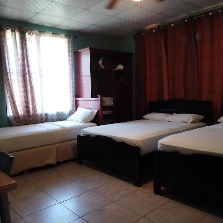 Hostel Guayacan Puerto Armuelles Екстериор снимка